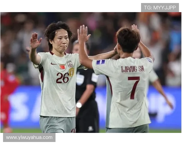 中国女足2比0胜孟加拉国 王霜张睿建功